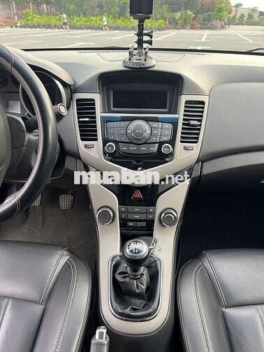 Hàng tốt - Chevrolet Cruze 2017 1.6 LT - 95000 km