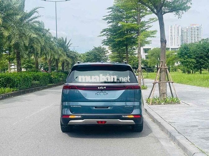 Kia Carnival 2023 Signature 2.2D - 48000 km