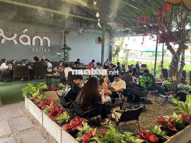 Cho thuê mặt bằng 130m2 2 mặt tiền bờ sông Bình Lợi