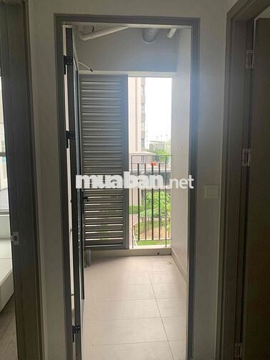 Cô em qua Mỹ bán căn góc 3pn 2wc cc West Gate, nhà mới 100% chưa ở