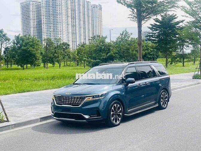 Kia Carnival 2023 Signature 2.2D - 48000 km