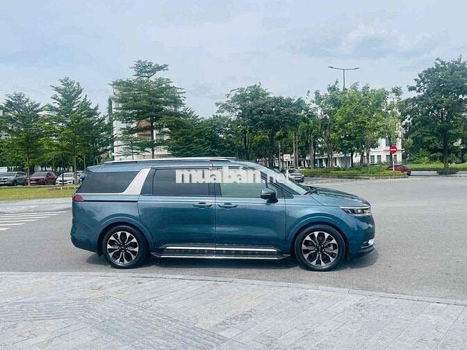 Kia Carnival 2023 Signature 2.2D - 48000 km