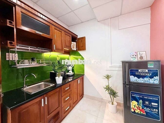 PENHOUSE 1PN 1 BẾP VIEW THOÁNG NEW KENG, FULL NỘI THẤT NGAY SÁT QUẬN 1