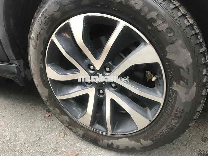 Kia Sorento 2019 2.2 DAT  xem xe ở tân phú, tp.hcm