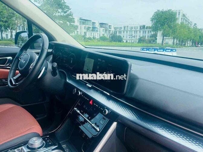 Kia Carnival 2023 Signature 2.2D - 48000 km