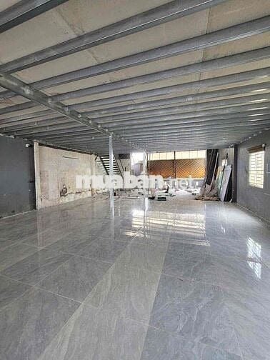 KHO MỚI RỘNG 300M2 THUẬN TIỆN KINH DOANH MẶT TIỀN ĐƯỜNG BÙI HỮU NGHĨA