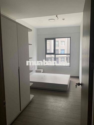 Cô em qua Mỹ bán căn góc 3pn 2wc cc West Gate, nhà mới 100% chưa ở