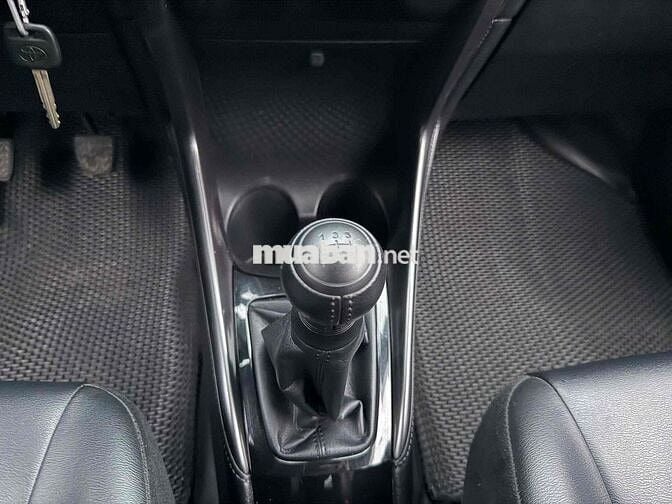 Toyota Vios 2023 E 1.5 MT - 50000 km