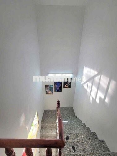 Nhà 1 Lầu 4 x 10m Ngay Ngã Ba Tân Kim. Full Nội Thất. Sổ Hồng Riêng
