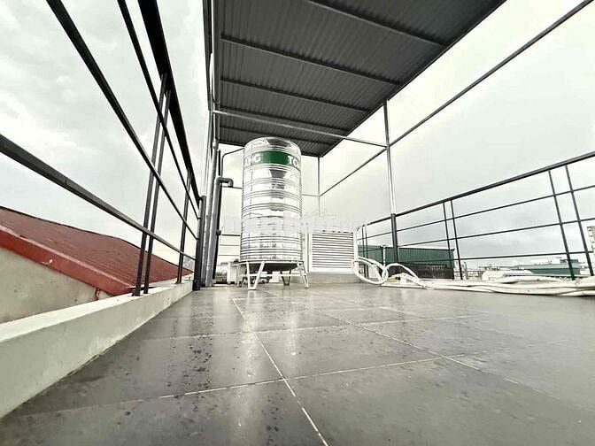 NHÀ ĐẸP TÂY HỒ, DÂN XÂY CÓ THANG MÁY Ở NGAY.