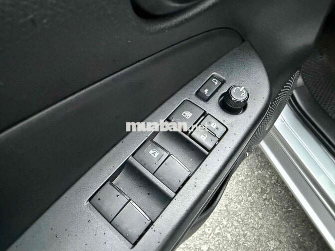 Toyota Vios 2023 E 1.5 MT - 50000 km