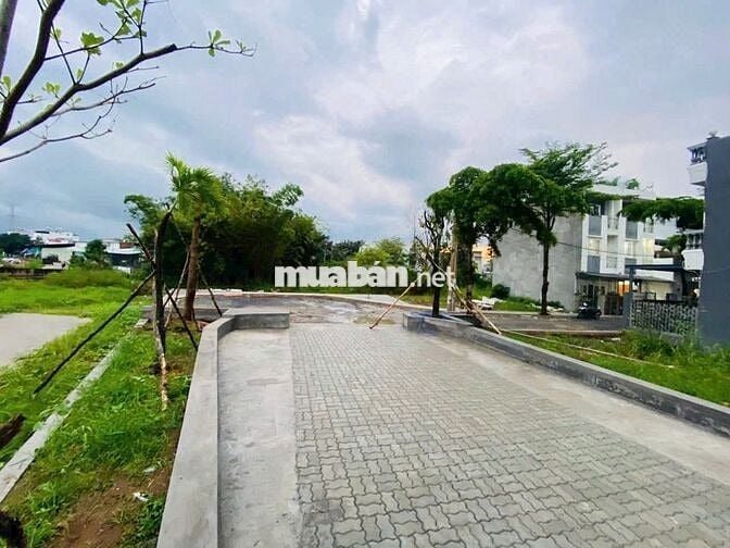BÁN 210 M2 ĐƯỜNG NGUYỄN BÌNH KDC CÔNG VIÊN BỜ SÔNG ,NHƠN ĐỨC,NHÀ BÈ.