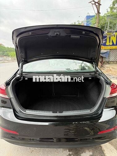 Hyundai Elantra 2018 1.6 AT - 90000 km