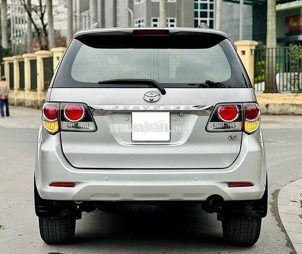 Toyota Fortuner 2016 2.7V 4X2 AT - 96,000 km.