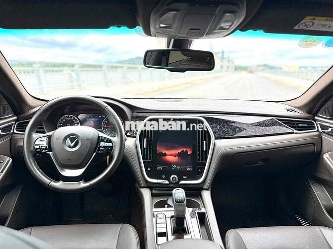 VinFast Lux A2.0 2021 Plus - Hỗ trợ góp 70%