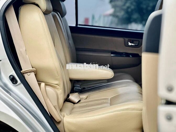 Toyota Fortuner 2016 2.7V 4X2 AT - 96,000 km.