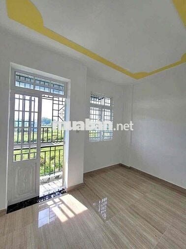 Nhà 1 Lầu 4 x 10m Ngay Ngã Ba Tân Kim. Full Nội Thất. Sổ Hồng Riêng