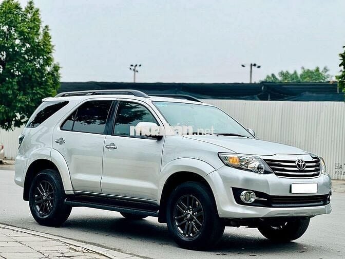 Toyota Fortuner 2016 2.7V 4X2 AT - 96,000 km.