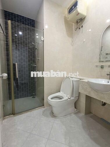 Cần bán căn hộ chung cư H2 Hoàng Diệu, P. 8, Quận 4.