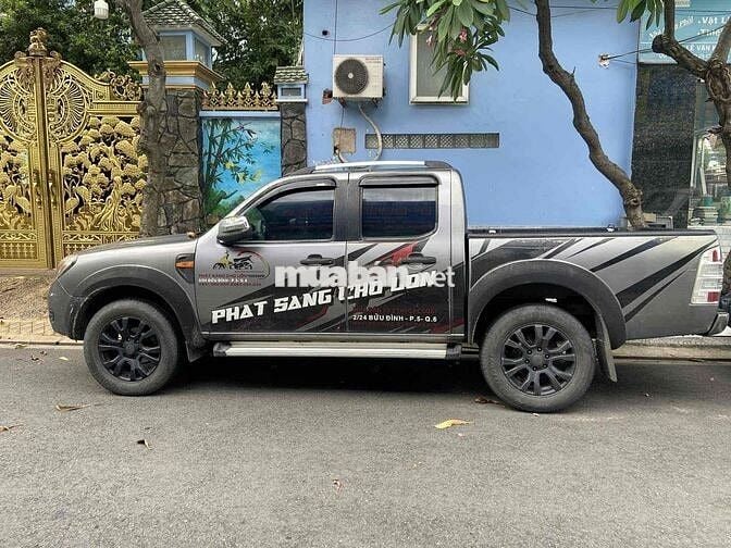 Ford Ranger 2011 XL 2.5L 4x2 MT - 560000 km