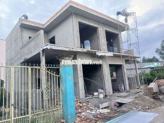 Bán nhà gần chợ Thạnh Phú . Trả trước 700tr sang tên trong ngày