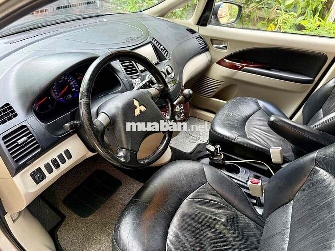 Mitsubishi Grandis 2008 2.4 AT