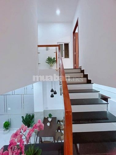 Bán nhà 4,25m x 12m - 2 Tầng 3PN- trục hẻm 685 Xô Viết Nghệ Tĩnh