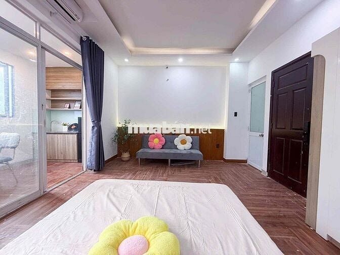 Cho Thuê Căn Hộ Ban Công Tách Bếp Full Nội Thất_Phạm Ngũ Lão Quận 1