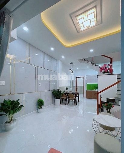 Bán nhà 4,25m x 12m - 2 Tầng 3PN- trục hẻm 685 Xô Viết Nghệ Tĩnh