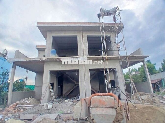 Bán nhà gần chợ Thạnh Phú . Trả trước 700tr sang tên trong ngày