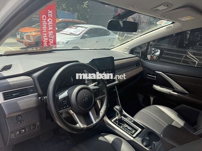 Mitsubishi Xpander 2023 AT Premium - 38800 km