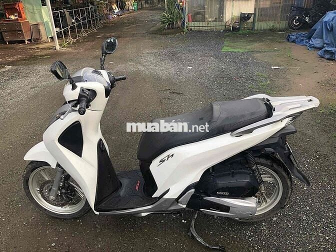 Thanh lí Honda SH 125 2018 BSTP xe giá tốt