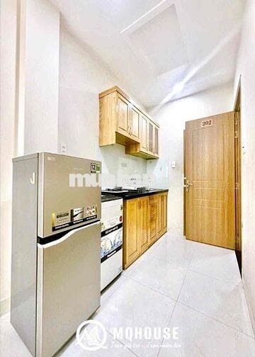 Cho Thuê Căn Hộ Ban Công Có Máy Giặt Riêng Đường Bờ Kè Hoàng Sa Quận 1