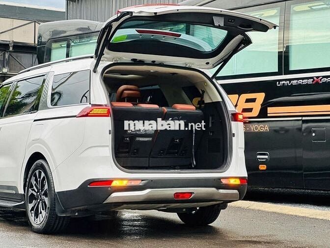 Kia Carnival 2023 Signature 2.2D - 63,000 km cọp.