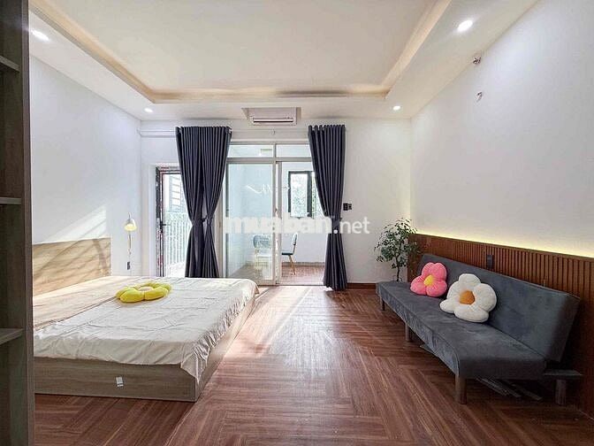 Cho Thuê Căn Hộ Ban Công Tách Bếp Full Nội Thất_Phạm Ngũ Lão Quận 1