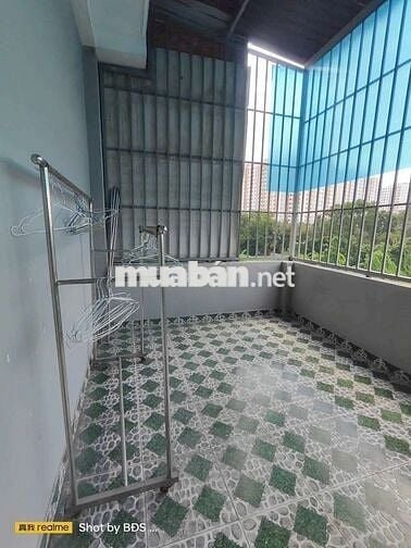 Nhà 54.2m2 1trệt 2lầu có 3pn 4wc sân thượng hẻm xe hơi HBP 5.6tỷ tl