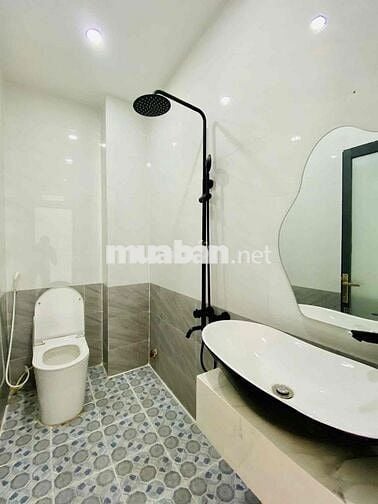 Bán Nhà 4 tầng. 4.1x11. gồm 4 phòng. 3wc. Quang Trung P8. nhà mới
