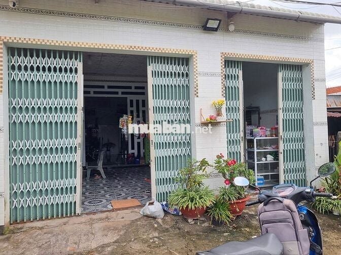 Đất có nhà, Đường nhựa ngay KCN Phước Đông. 2,2 tỷ