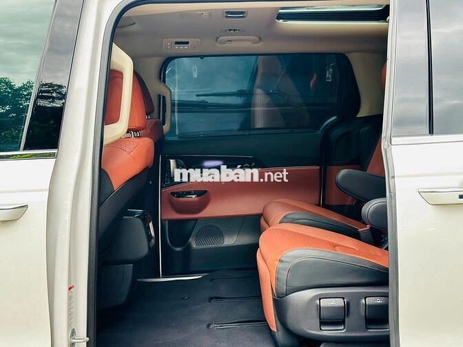 Kia Carnival 2023 Signature 2.2D - 63,000 km cọp.