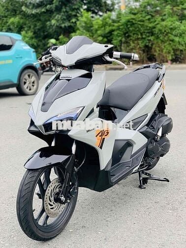 Honda Airblade 2018 xám xi măng cực đẹp máy zin êm