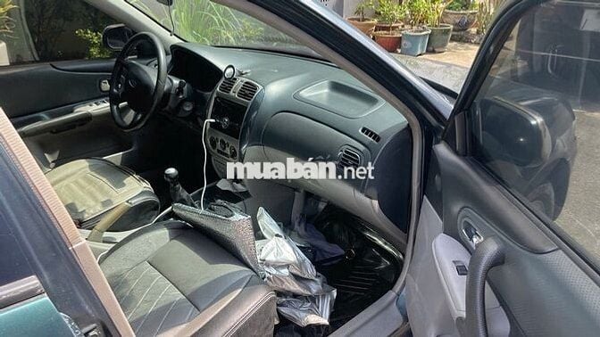 Ford Laser 2001 Deluxe 1.6 MT - 123 km