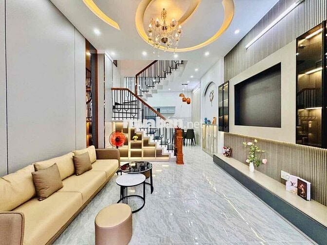 Bán nhà,diện tích 45 m2 xây 4 tầng,hơn 5 tỷ,Quang Trung,quận Gò Vấp