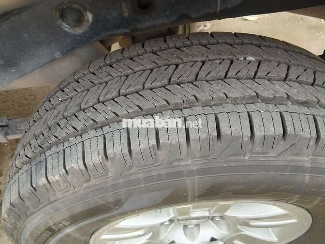 Bán xe 7 chỗ Everres máy dầu đời 2007