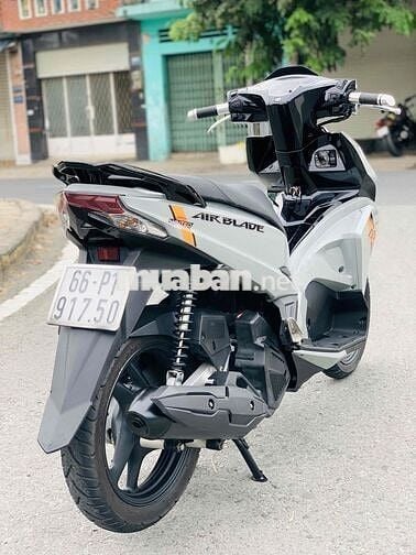 Honda Airblade 2018 xám xi măng cực đẹp máy zin êm