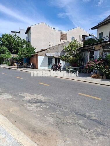 Nhà hai mặt tiền đường Thống Nhất Phan Rang 43m