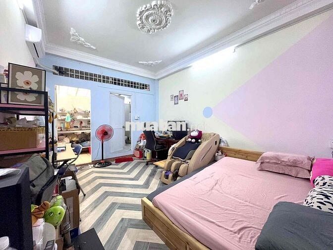 Phòng 60m2_Ban công_ phòng bếp_ Bùi đình túy