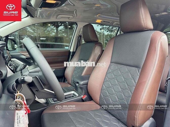 Toyota Innova Cross 2024 - 34.000 km
