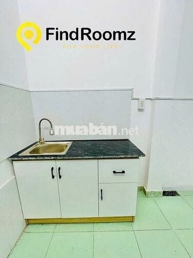 🌹STUDIO(sẵn Máy Lạnh) Ban Công, Tách Bếp ngay Công Viên LÀNG HOA