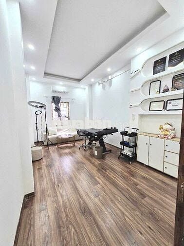 Bán gấp nhà Tô Hiệu Hà Đông, 46m2, gần chợ, trường học,10 tỷ có TL