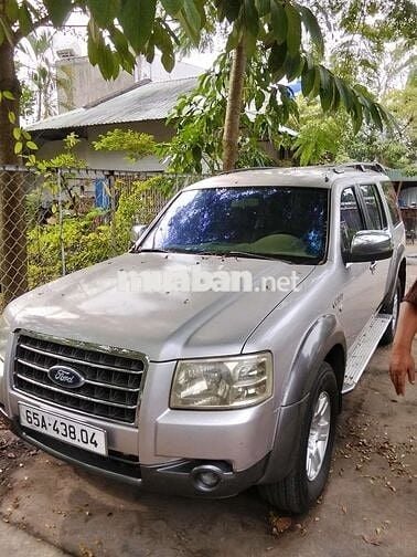 Bán xe 7 chỗ Everres máy dầu đời 2007